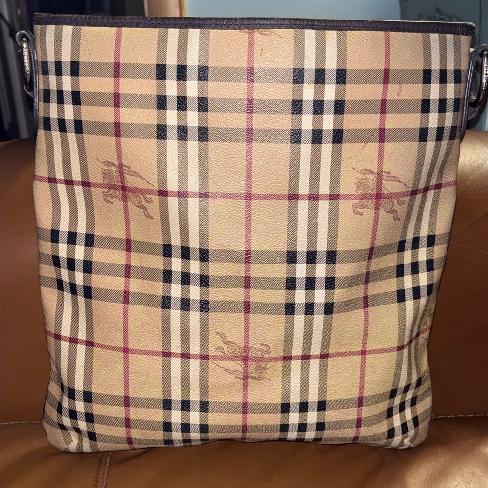 Burberry Nova Check Crossbody Bag - Picture 3 of 15